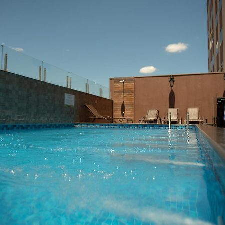 Bristol Infinity Rio Claro Hotell Exteriör bild