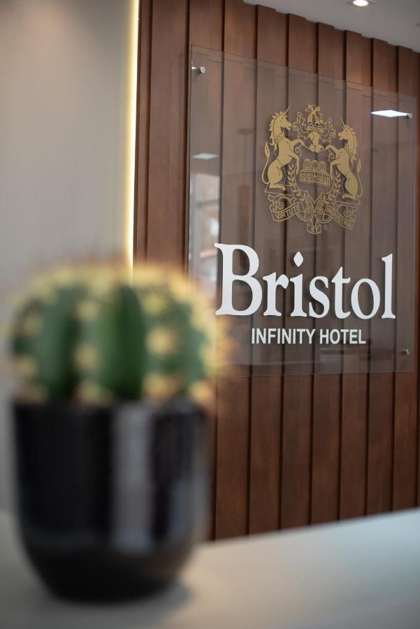Bristol Infinity Rio Claro Hotell Exteriör bild