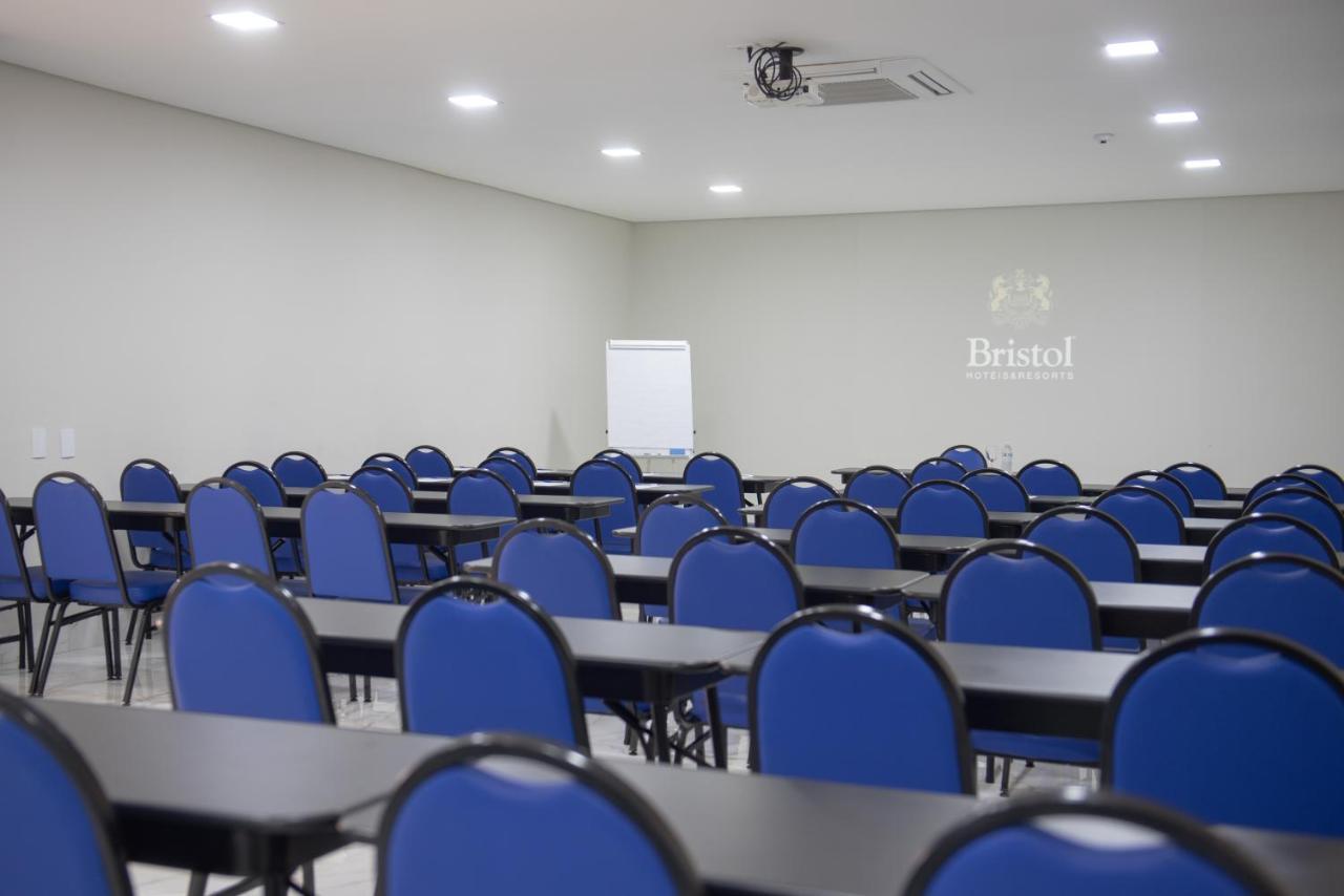 Bristol Infinity Rio Claro Hotell Exteriör bild
