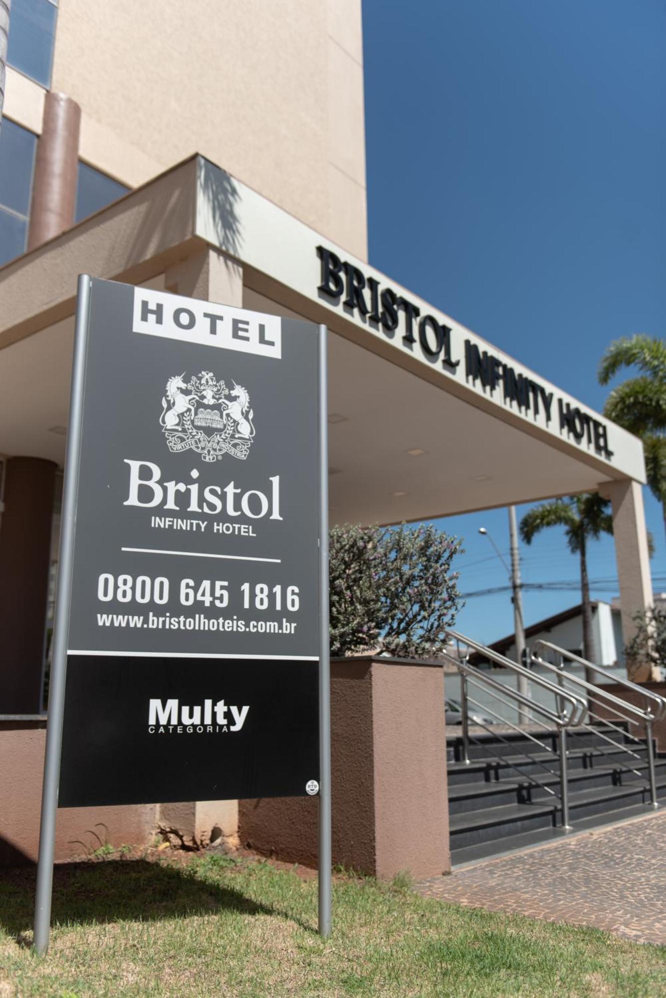 Bristol Infinity Rio Claro Hotell Exteriör bild