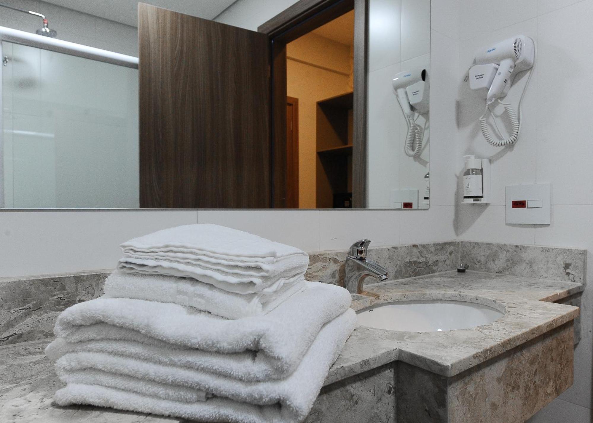 Bristol Infinity Rio Claro Hotell Exteriör bild